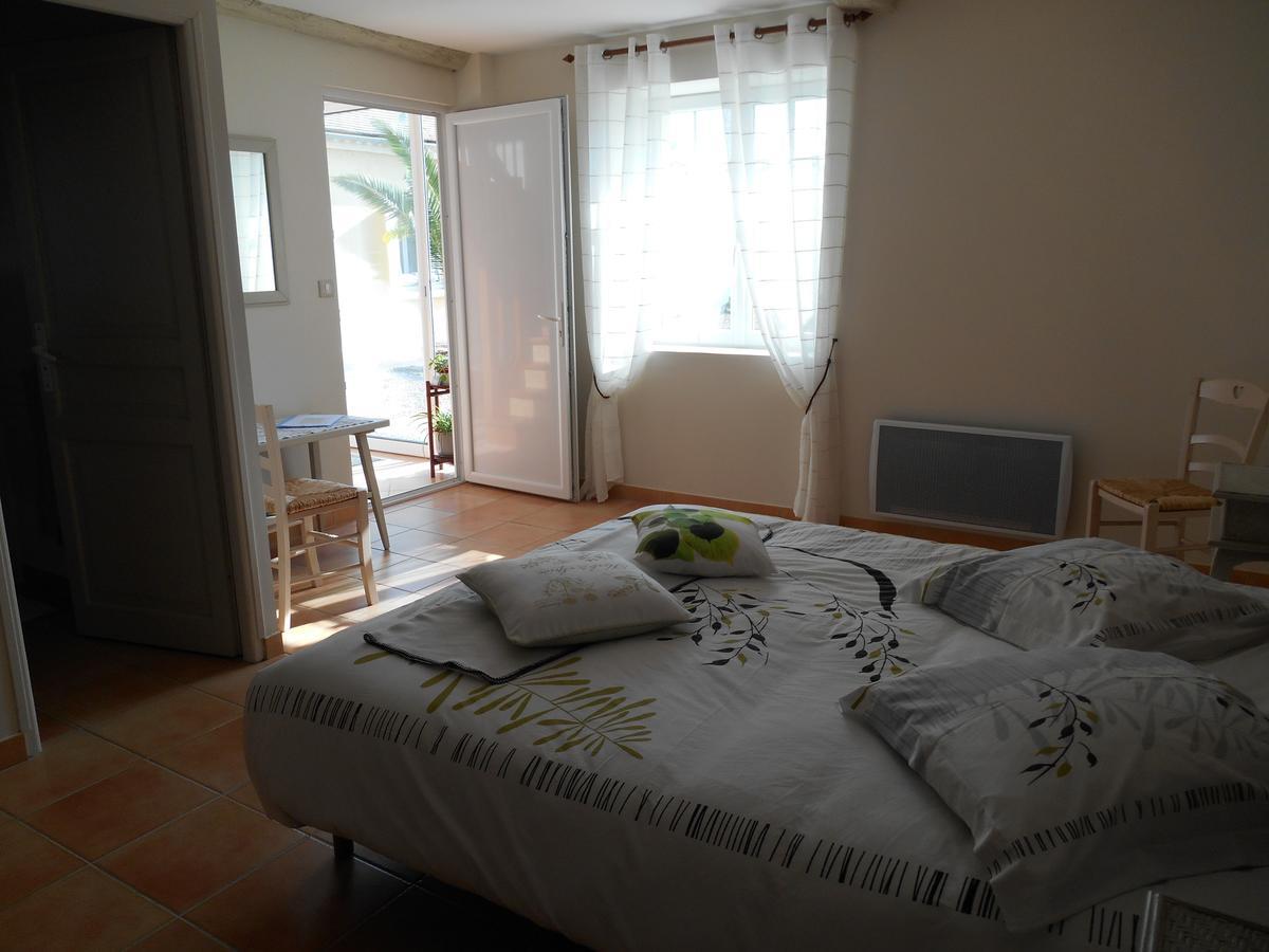Le Pressoir B&B Aydie Экстерьер фото